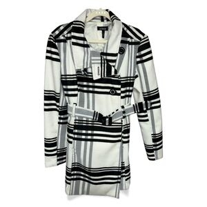 A. Byer Black and White Lined Plaid Coat with Button & Snap Closure‎ size S/M
